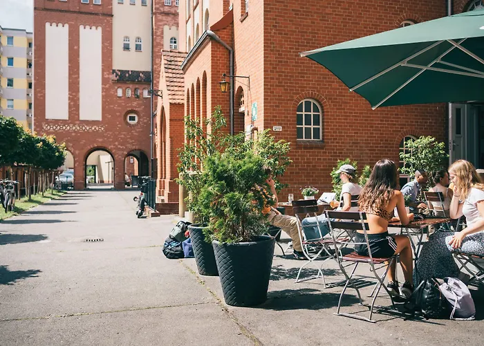 Three Little Pigs - Your Berlin CastleHostal